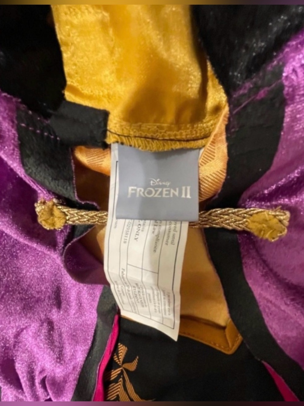 Disney Frozen 2 Ana Costume for Girls
Halloween Costume- (Size: M 7/8) - Picture 5 of 6